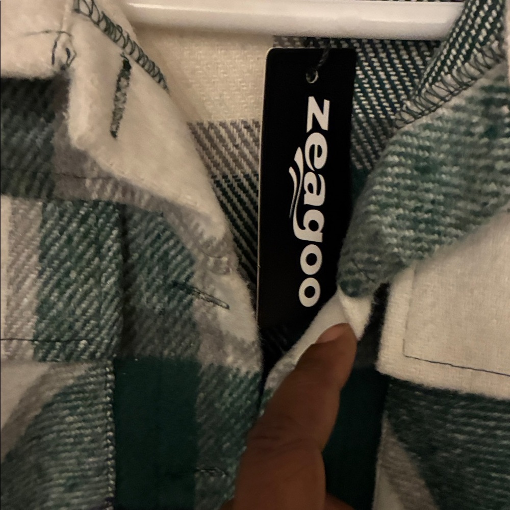 Zeagoo Black and White Plaid Utility Jacket - Picture 2 of 6